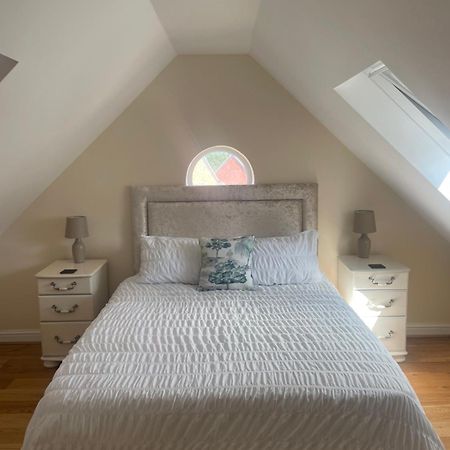 Honeyberry Cottage -Part Of Alton Cottages Экстерьер фото